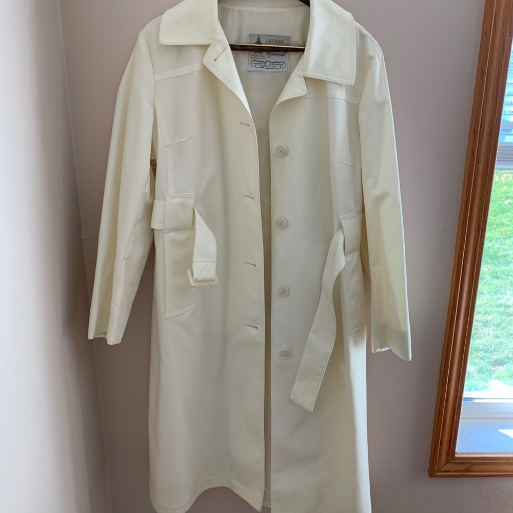 Vintage London fog yellow trenchcoat